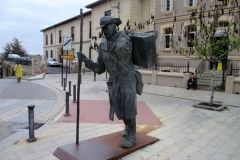 19.-Pilgrim-statue-Astorga
